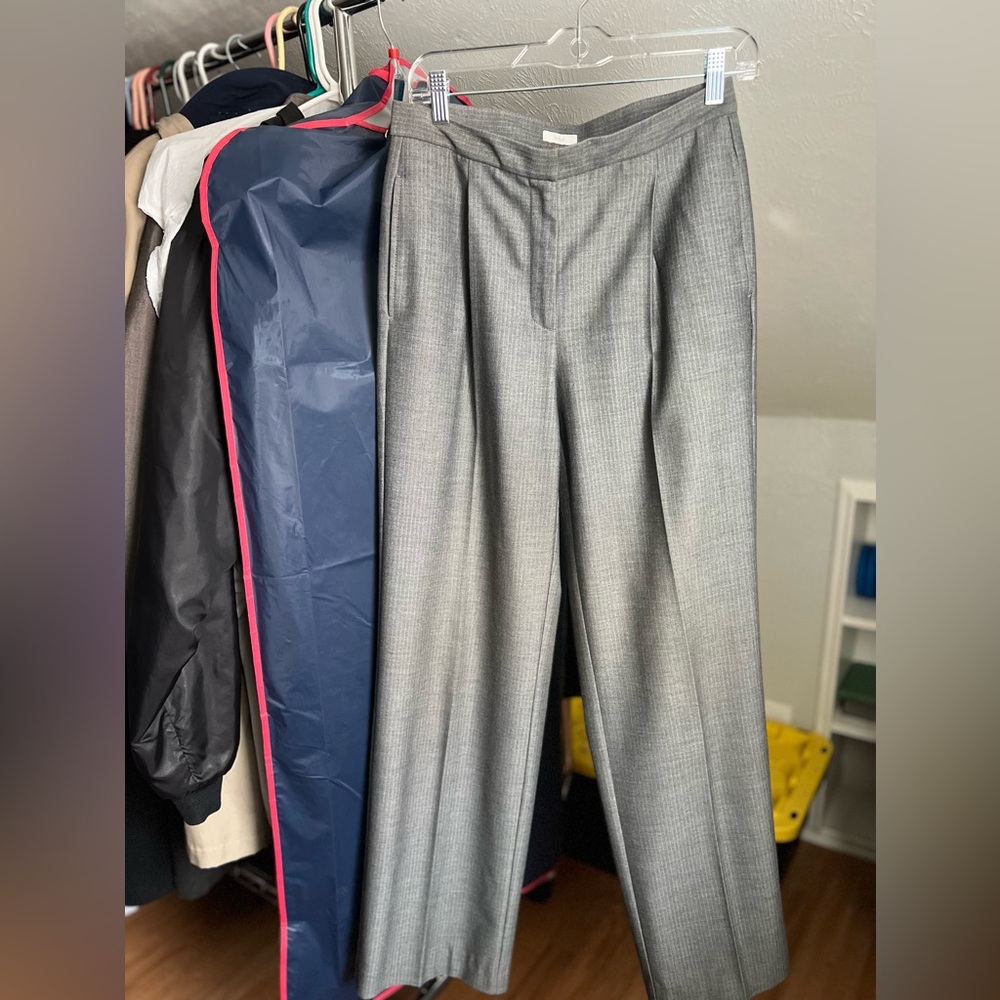Liz Claiborne LizSport Kylie Stain Resistant Gray Trouser Dress Pant Size 6